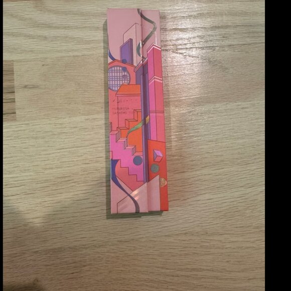 Kaleidos Sashimi City Futurism Eyeshadow Palette - Picture 3 of 3